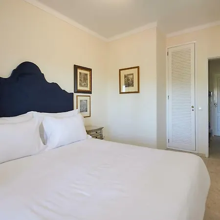 Holiday home Caza Do Sino